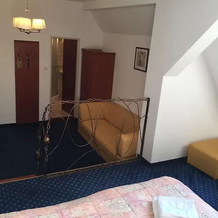 Hotel Aqua 3*